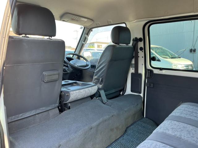 デリカバン 両側スライドドア CVT CD エアコン パワーウィンドウ 運転席エアバッグ(10枚目)