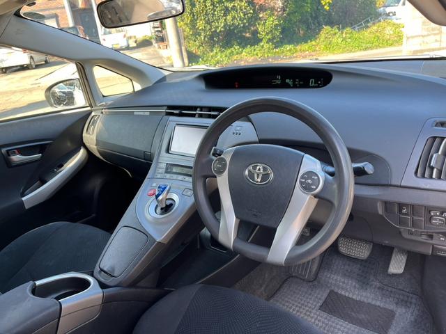 プリウス S ETC バックカメラ ナビ TV アルミホイール オートライト HID CVT スマートキー アイドリングストップ 電動格納ミラー 盗難防止システム CD DVD再生 Bluetooth(3枚目)