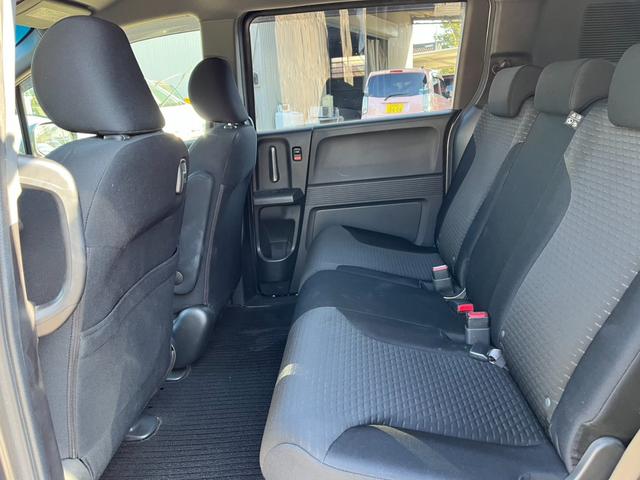 フリードスパイク ＧＬ　バックカメラ　ナビ　ＴＶ　オートクルーズコントロール　両側電動スライドドア　オートライト　ＨＩＤ　スマートキー　電動格納ミラー　ＣＶＴ　アルミホイール　ＣＤ　ＤＶＤ再生　ＵＳＢ　盗難防止システム（31枚目）