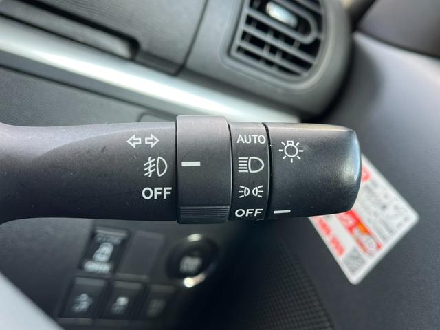 オートライト機能付きなのでつけ忘れや消し忘れの心配もありません。