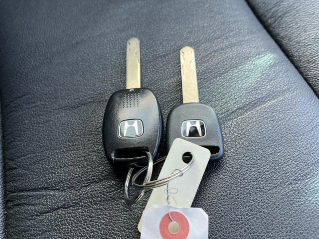 ステップワゴン G ETC バックカメラ ナビ TV 両側スライドドア キーレスエントリー アイドリングストップ 後席モニター 3列シート CVT アルミホイール CD USB(10枚目)