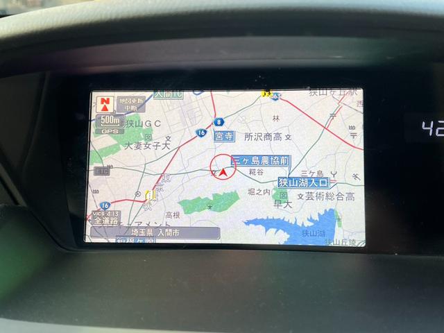 オデッセイ ＭＸ・エアロパッケージ　ＥＴＣ　バックカメラ　ナビ　オートライト　ＨＩＤ　スマートキー　３列シート　ＣＶＴ　アルミホイール　ＣＤ　ＤＶＤ再生　ＵＳＢ　Ｂｌｕｅｔｏｏｔｈ　盗難防止システム　衝突安全ボディ　ＡＢＳ　ＥＳＣ（4枚目）