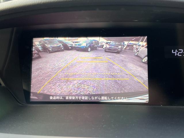 オデッセイ ＭＸ・エアロパッケージ　ＥＴＣ　バックカメラ　ナビ　オートライト　ＨＩＤ　スマートキー　３列シート　ＣＶＴ　アルミホイール　ＣＤ　ＤＶＤ再生　ＵＳＢ　Ｂｌｕｅｔｏｏｔｈ　盗難防止システム　衝突安全ボディ　ＡＢＳ　ＥＳＣ（5枚目）