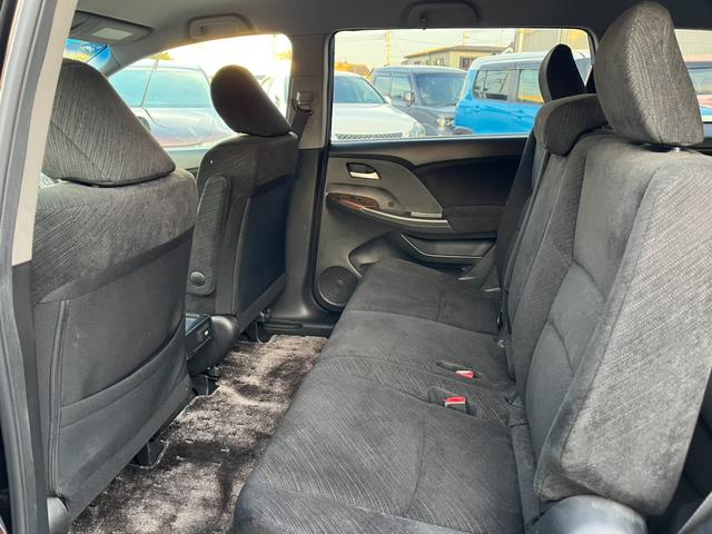 オデッセイ ＭＸ・エアロパッケージ　ＥＴＣ　バックカメラ　ナビ　オートライト　ＨＩＤ　スマートキー　３列シート　ＣＶＴ　アルミホイール　ＣＤ　ＤＶＤ再生　ＵＳＢ　Ｂｌｕｅｔｏｏｔｈ　盗難防止システム　衝突安全ボディ　ＡＢＳ　ＥＳＣ（12枚目）