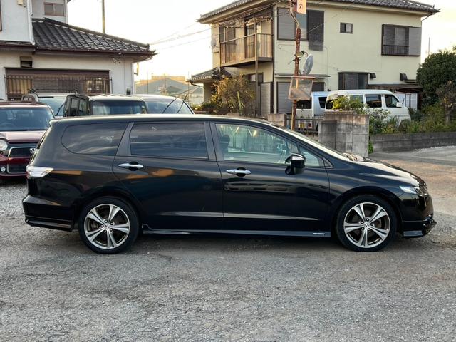 オデッセイ ＭＸ・エアロパッケージ　ＥＴＣ　バックカメラ　ナビ　オートライト　ＨＩＤ　スマートキー　３列シート　ＣＶＴ　アルミホイール　ＣＤ　ＤＶＤ再生　ＵＳＢ　Ｂｌｕｅｔｏｏｔｈ　盗難防止システム　衝突安全ボディ　ＡＢＳ　ＥＳＣ（16枚目）