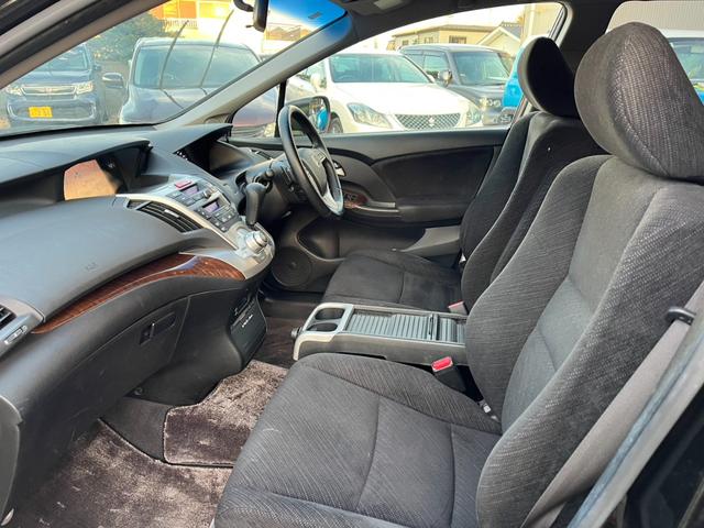 オデッセイ ＭＸ・エアロパッケージ　ＥＴＣ　バックカメラ　ナビ　オートライト　ＨＩＤ　スマートキー　３列シート　ＣＶＴ　アルミホイール　ＣＤ　ＤＶＤ再生　ＵＳＢ　Ｂｌｕｅｔｏｏｔｈ　盗難防止システム　衝突安全ボディ　ＡＢＳ　ＥＳＣ（22枚目）