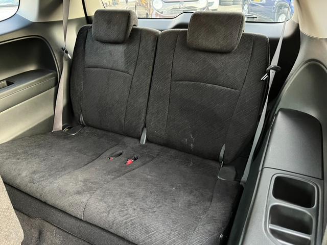 オデッセイ ＭＸ・エアロパッケージ　ＥＴＣ　バックカメラ　ナビ　オートライト　ＨＩＤ　スマートキー　３列シート　ＣＶＴ　アルミホイール　ＣＤ　ＤＶＤ再生　ＵＳＢ　Ｂｌｕｅｔｏｏｔｈ　盗難防止システム　衝突安全ボディ　ＡＢＳ　ＥＳＣ（24枚目）