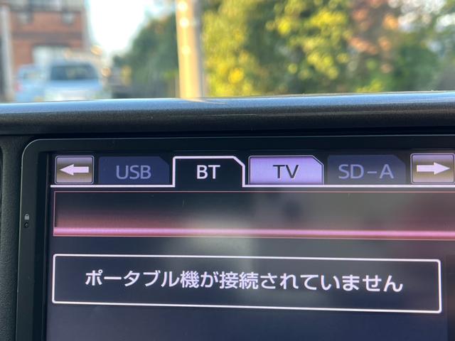iQ 100G レザーパッケージ バックカメラ ナビ TV アルミホイール スマートキー CVT 盗難防止システム 衝突安全ボディ ABS ESC USB Bluetooth エアコン パワーステアリング パワーウィンドウ(6枚目)