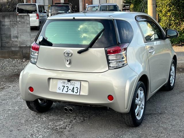 iQ 100G レザーパッケージ バックカメラ ナビ TV アルミホイール スマートキー CVT 盗難防止システム 衝突安全ボディ ABS ESC USB Bluetooth エアコン パワーステアリング パワーウィンドウ(17枚目)