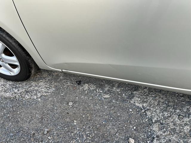 iQ 100G レザーパッケージ バックカメラ ナビ TV アルミホイール スマートキー CVT 盗難防止システム 衝突安全ボディ ABS ESC USB Bluetooth エアコン パワーステアリング パワーウィンドウ(27枚目)