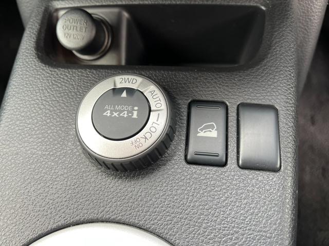 エクストレイル 20X 4WD バックカメラ ナビ TV オートライト アルミホイール キーレスエントリー CVT 衝突安全ボディ CD ABS ESC エアコン パワーステアリング パワーウィンドウ 運転席エアバッグ(10枚目)