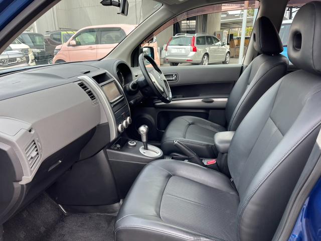 エクストレイル 20X 4WD バックカメラ ナビ TV オートライト アルミホイール キーレスエントリー CVT 衝突安全ボディ CD ABS ESC エアコン パワーステアリング パワーウィンドウ 運転席エアバッグ(27枚目)