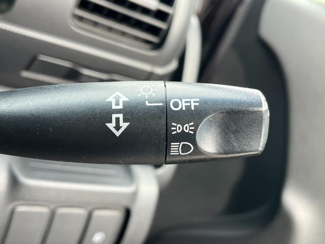 ゼストスパーク W ETC ナビ TV HID スマートキー ベンチシート AT 盗難防止システム ABS CD USB ミュージックプレイヤー接続可 アルミホイール 衝突安全ボディ エアコン パワーステアリング(6枚目)