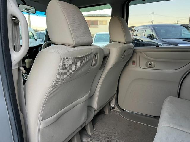 N-BOX G・Lパッケージ 両側スライド・片側電動 スマートキー アイドリングストップ ベンチシート CVT 盗難防止システム ABS ESC CD ミュージックプレイヤー接続可 衝突安全ボディ エアコン パワーステアリング(11枚目)