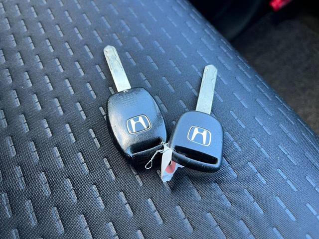 フリードスパイク G ジャストセレクション 両側スライドドア オートライト HID キーレスエントリー 電動格納ミラー CVT CD USB ABS エアコン パワーステアリング パワーウィンドウ(8枚目)