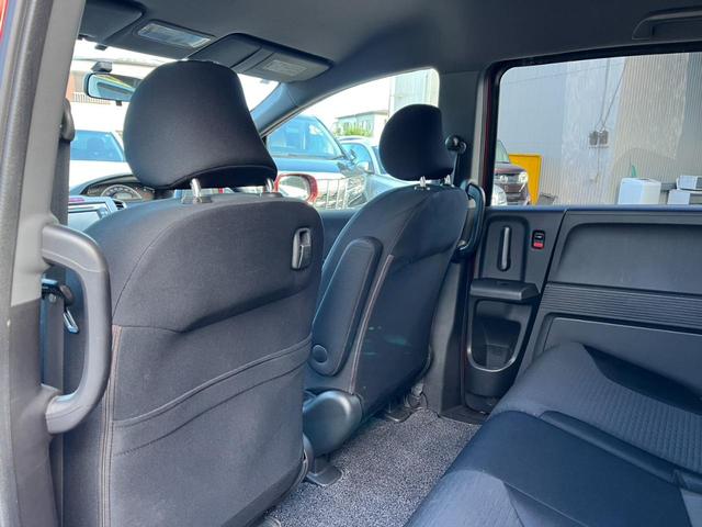 フリードスパイク G ジャストセレクション 両側スライドドア オートライト HID キーレスエントリー 電動格納ミラー CVT CD USB ABS エアコン パワーステアリング パワーウィンドウ(11枚目)