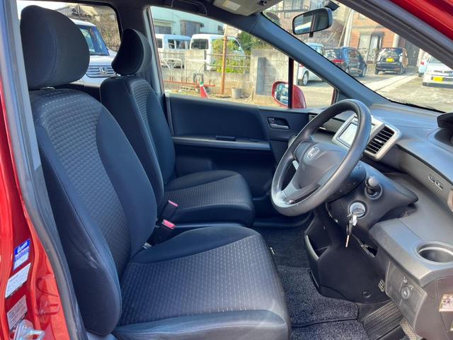 フリードスパイク G ジャストセレクション 両側スライドドア オートライト HID キーレスエントリー 電動格納ミラー CVT CD USB ABS エアコン パワーステアリング パワーウィンドウ(26枚目)