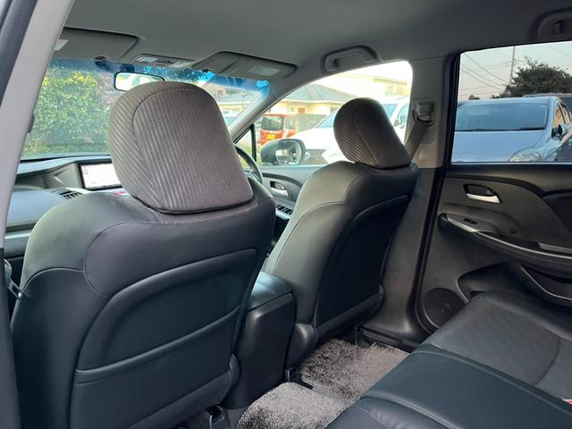 オデッセイ アブソルート バックカメラ TV オートクルーズコントロール オートライト HID キーレスエントリー 3列シート AT アルミホイール CD DVD再生 ミュージックプレイヤー接続可 盗難防止システム(24枚目)