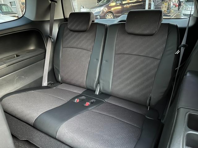 オデッセイ アブソルート バックカメラ TV オートクルーズコントロール オートライト HID キーレスエントリー 3列シート AT アルミホイール CD DVD再生 ミュージックプレイヤー接続可 盗難防止システム(26枚目)