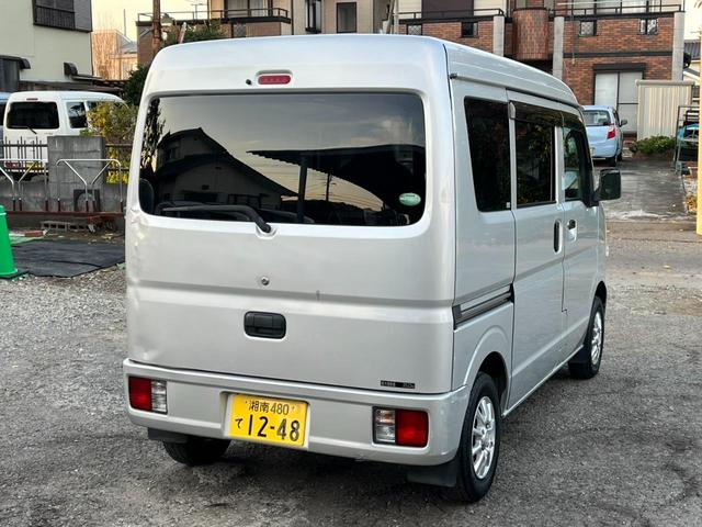 エブリイ ＰＣ　ＡＴ　両側スライドドア　盗難防止システム　アルミホイール　エアコン　パワーステアリング　パワーウィンドウ　運転席エアバッグ　助手席エアバッグ（16枚目）