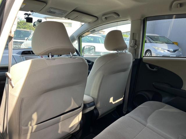 フィットハイブリッド ベースグレード ハイブリッド バックカメラ ナビ TV オートクルーズコントロール キーレスエントリー CVT 盗難防止システム 衝突安全ボディ CD USB ミュージックプレイヤー接続可 ABS(28枚目)