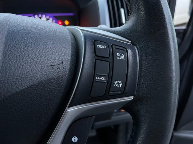 ステップワゴンスパーダ Z クールスピリット ETC バックカメラ ナビ TV オートクルーズコントロール 両側電動スライドドア オートライト HID スマートキー アイドリングストップ 3列シート CVT アルミホイール CD USB(8枚目)