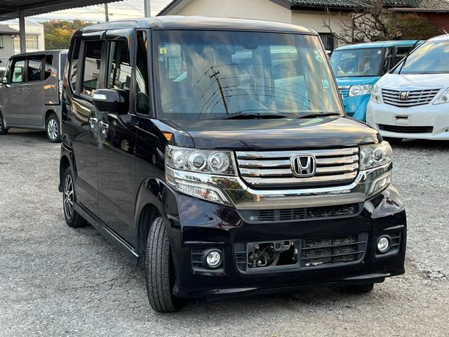 N-BOXカスタム G ターボSSパッケージ 4WD バックカメラ 両側電動スライドドア ナビ TV オートクルーズコントロール 衝突被害軽減システム オートライト HID スマートキー アイドリングストップ ベンチシート(14枚目)