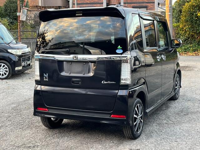 N-BOXカスタム G ターボSSパッケージ 4WD バックカメラ 両側電動スライドドア ナビ TV オートクルーズコントロール 衝突被害軽減システム オートライト HID スマートキー アイドリングストップ ベンチシート(16枚目)