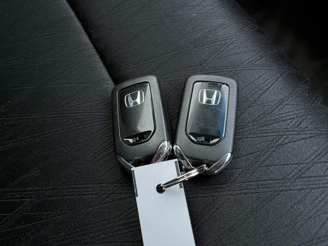 オデッセイ アブソルート ETC バックカメラ ナビ TV オートクルーズコントロール 両側電動スライドドア オートライト LEDヘッドランプ スマートキー アイドリングストップ 3列シート CVT アルミホイール(6枚目)