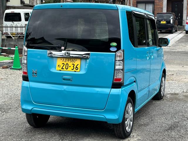 N-BOX G 4WD 両側スライドドア スマートキー アイドリングストップ ベンチシート CVT 盗難防止システム ABS ESC CD USB ミュージックプレイヤー接続可 衝突安全ボディ エアコン(17枚目)