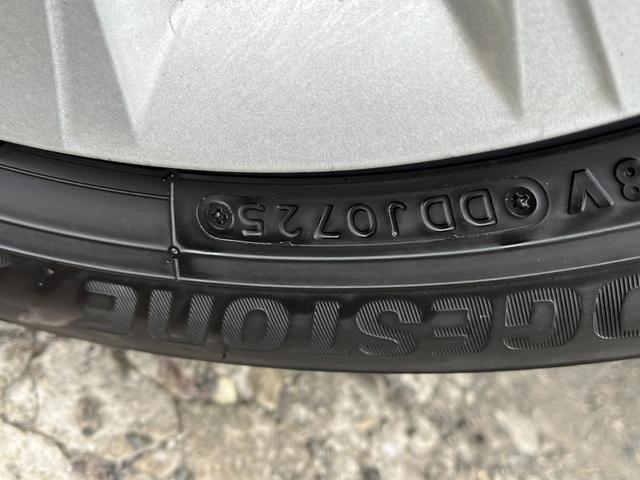 N-BOX G 4WD 両側スライドドア スマートキー アイドリングストップ ベンチシート CVT 盗難防止システム ABS ESC CD USB ミュージックプレイヤー接続可 衝突安全ボディ エアコン(30枚目)