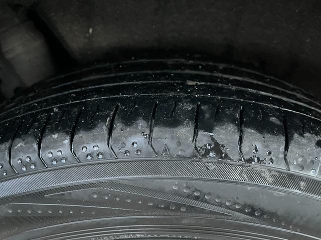 エスティマ 2.4アエラス 20thアニバーサリーエディション 4WD バックカメラ ナビ TV クリアランスソナー オートクルーズコントロール 両側電動スライドドア HID スマートキー 電動格納ミラー 3列シート オットマン CVT アルミホイール CD(22枚目)