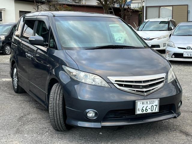 エリシオン ＨＤＤナビエディション　両側スライド・片側電動　オートライト　ＨＩＤ　キーレスエントリー　３列シート　ＡＴ　アルミホイール　盗難防止システム　衝突安全ボディ　ＡＢＳ　エアコン　パワーステアリング（13枚目）