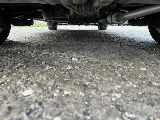 エスティマハイブリッド G 4WD 福祉車輌 ナビ TV オートクルーズコントロール 両側電動スライドドア オートライト HID スマートキー 電動格納ミラー 後席モニター 3列シート(30枚目)