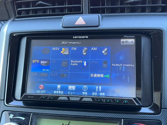 カローラフィールダー ハイブリッド ナビ TV キーレスエントリー アイドリングストップ 電動格納ミラー CVT 衝突安全ボディ ABS ESC CD USB ミュージックプレイヤー接続可 Bluetooth エアコン(4枚目)