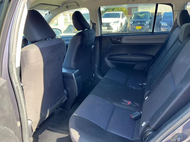 カローラフィールダー ハイブリッド ナビ TV キーレスエントリー アイドリングストップ 電動格納ミラー CVT 衝突安全ボディ ABS ESC CD USB ミュージックプレイヤー接続可 Bluetooth エアコン(11枚目)