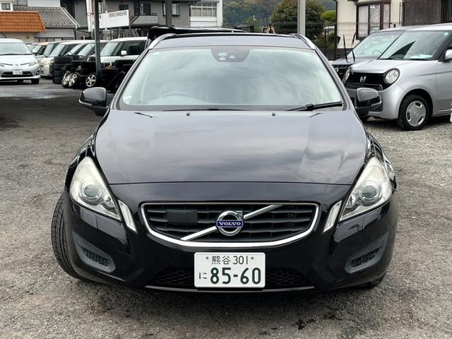 V60 T4 ナビ TV クリアランスソナー オートクルーズコントロール アルミホイール オートライト シートヒーター AT 盗難防止システム ABS CD USB ミュージックプレイヤー接続可(12枚目)