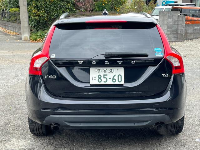 V60 T4 ナビ TV クリアランスソナー オートクルーズコントロール アルミホイール オートライト シートヒーター AT 盗難防止システム ABS CD USB ミュージックプレイヤー接続可(16枚目)