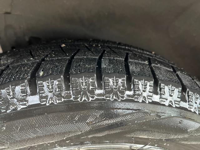 AZワゴン RR-DI ナビ TV HID キーレスエントリー シートヒーター ベンチシート AT 盗難防止システム ABS CD USB アルミホイール 衝突安全ボディ エアコン パワーステアリング パワーウィンドウ(21枚目)