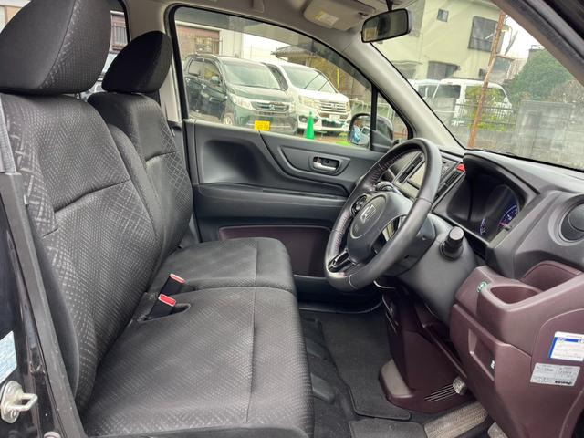 N-WGNカスタム G 4WD バックカメラ TV オートライト HID スマートキー アイドリングストップ ベンチシート CVT 盗難防止システム ABS ESC CD USB アルミホイール 衝突安全ボディ エアコン(8枚目)