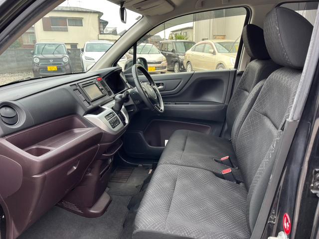 N-WGNカスタム G 4WD バックカメラ TV オートライト HID スマートキー アイドリングストップ ベンチシート CVT 盗難防止システム ABS ESC CD USB アルミホイール 衝突安全ボディ エアコン(9枚目)