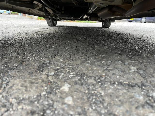 N-WGNカスタム G 4WD バックカメラ TV オートライト HID スマートキー アイドリングストップ ベンチシート CVT 盗難防止システム ABS ESC CD USB アルミホイール 衝突安全ボディ エアコン(21枚目)