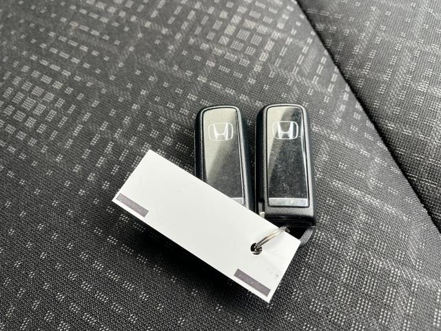 N-WGNカスタム G 4WD バックカメラ TV オートライト HID スマートキー アイドリングストップ ベンチシート CVT 盗難防止システム ABS ESC CD USB アルミホイール 衝突安全ボディ エアコン(24枚目)