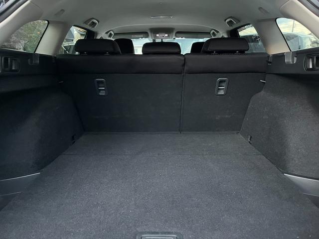 アテンザワゴン XD ETC バックカメラ ナビ TV クリアランスソナー オートクルーズコントロール アルミホイール オートライト スマートキー アイドリングストップ AT 盗難防止システム 衝突安全ボディ ルーフレール(19枚目)