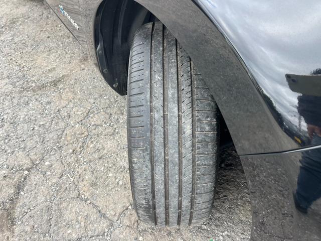 リーフ X バックカメラ オートクルーズコントロール アルミホイール オートライト スマートキー CVT 盗難防止システム 衝突安全ボディ ABS ESC エアコン パワーステアリング(22枚目)