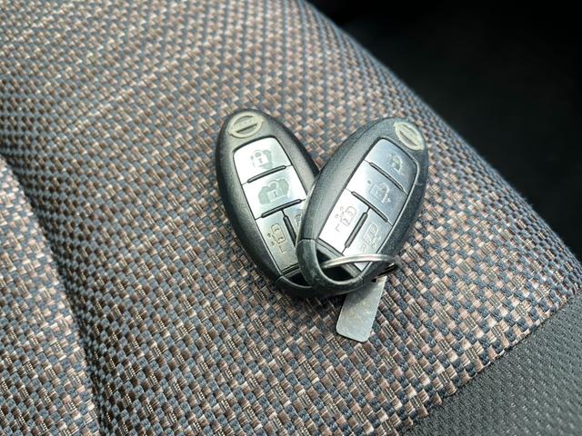 セレナ ハイウェイスター　Ｖセレ＋セーフティ　ＳＨＶ　Ａセフ　全周囲カメラ　ナビ　ＴＶ　クリアランスソナー　オートクルーズコントロール　レーンアシスト　衝突被害軽減システム　両側電動スライドドア　オートライト　ＬＥＤヘッドランプ　スマートキー　電動格納ミラー（11枚目）