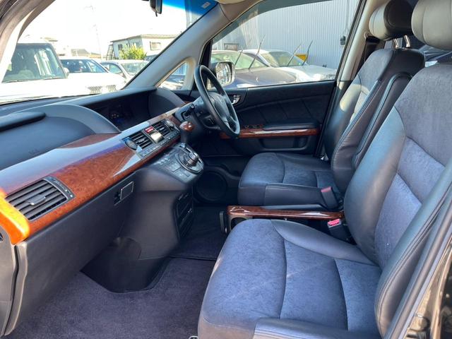 エリシオンプレステージ Ｓ　ＨＤＤナビスペシャルパッケージ　バックカメラ　ナビ　両側電動スライドドア　ＨＩＤ　キーレスエントリー　３列シート　ＡＴ　盗難防止システム　衝突安全ボディ　ＡＢＳ　エアコン　パワーステアリング　パワーウィンドウ（9枚目）