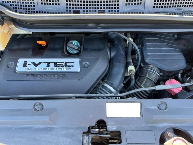 エリシオンプレステージ Ｓ　ＨＤＤナビスペシャルパッケージ　バックカメラ　ナビ　両側電動スライドドア　ＨＩＤ　キーレスエントリー　３列シート　ＡＴ　盗難防止システム　衝突安全ボディ　ＡＢＳ　エアコン　パワーステアリング　パワーウィンドウ（19枚目）