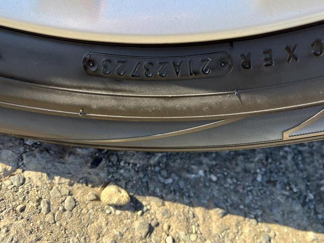 エリシオンプレステージ Ｓ　ＨＤＤナビスペシャルパッケージ　バックカメラ　ナビ　両側電動スライドドア　ＨＩＤ　キーレスエントリー　３列シート　ＡＴ　盗難防止システム　衝突安全ボディ　ＡＢＳ　エアコン　パワーステアリング　パワーウィンドウ（25枚目）