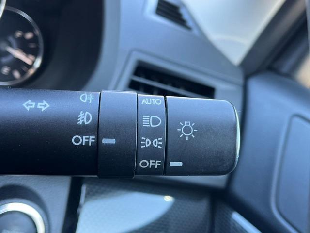 レガシィツーリングワゴン ２．５ＧＴ　Ｓパッケージ　４ＷＤ　バックカメラ　ナビ　アルミホイール　オートライト　ＨＩＤ　パワーシート　スマートキー　ＡＴ　盗難防止システム　衝突安全ボディ　ＡＢＳ　ＥＳＣ　ＣＤ　ＤＶＤ再生　エアコン（3枚目）